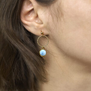 Kolczyki z larimarem