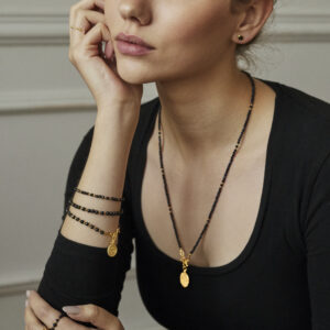 Naszyjnik z Nocą Kairu i zawieszką monetą